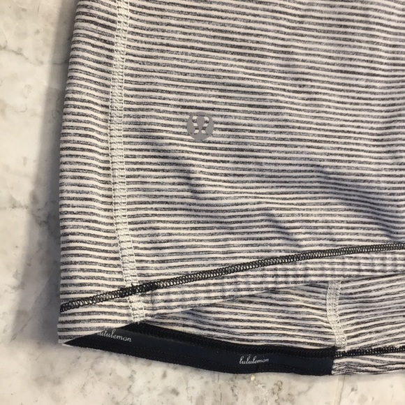 🔥Lulu Top! - Picture 5 of 5